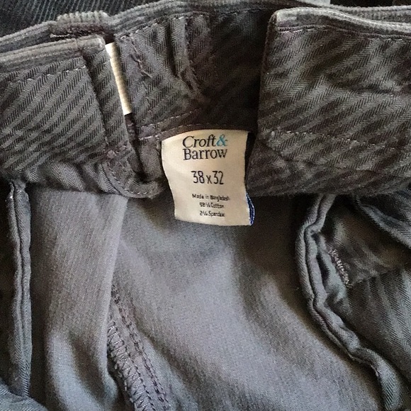 Lot of 2 Men’s Croft and barrow courduroy pants 38x32: gently used - Picture 3 of 5